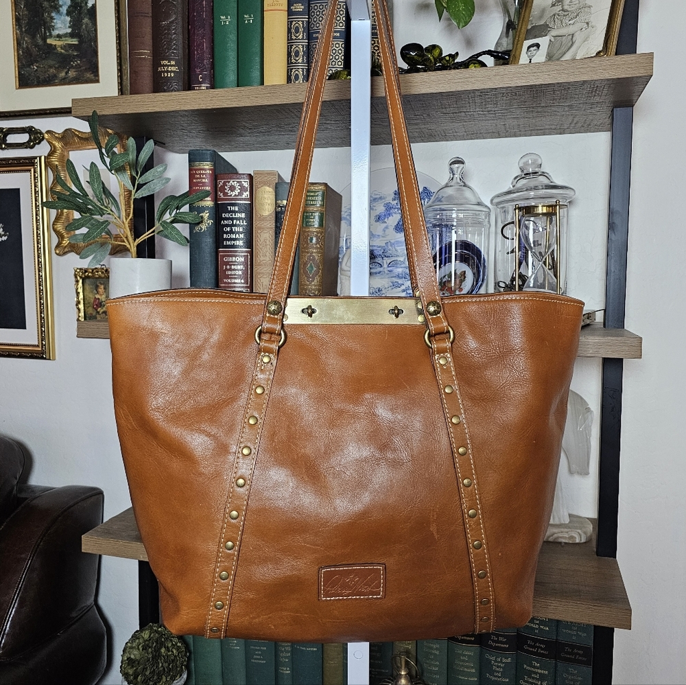 Large Patricia Nash Large leather Benvenuto Tote Shoulder Bag Heritage tan